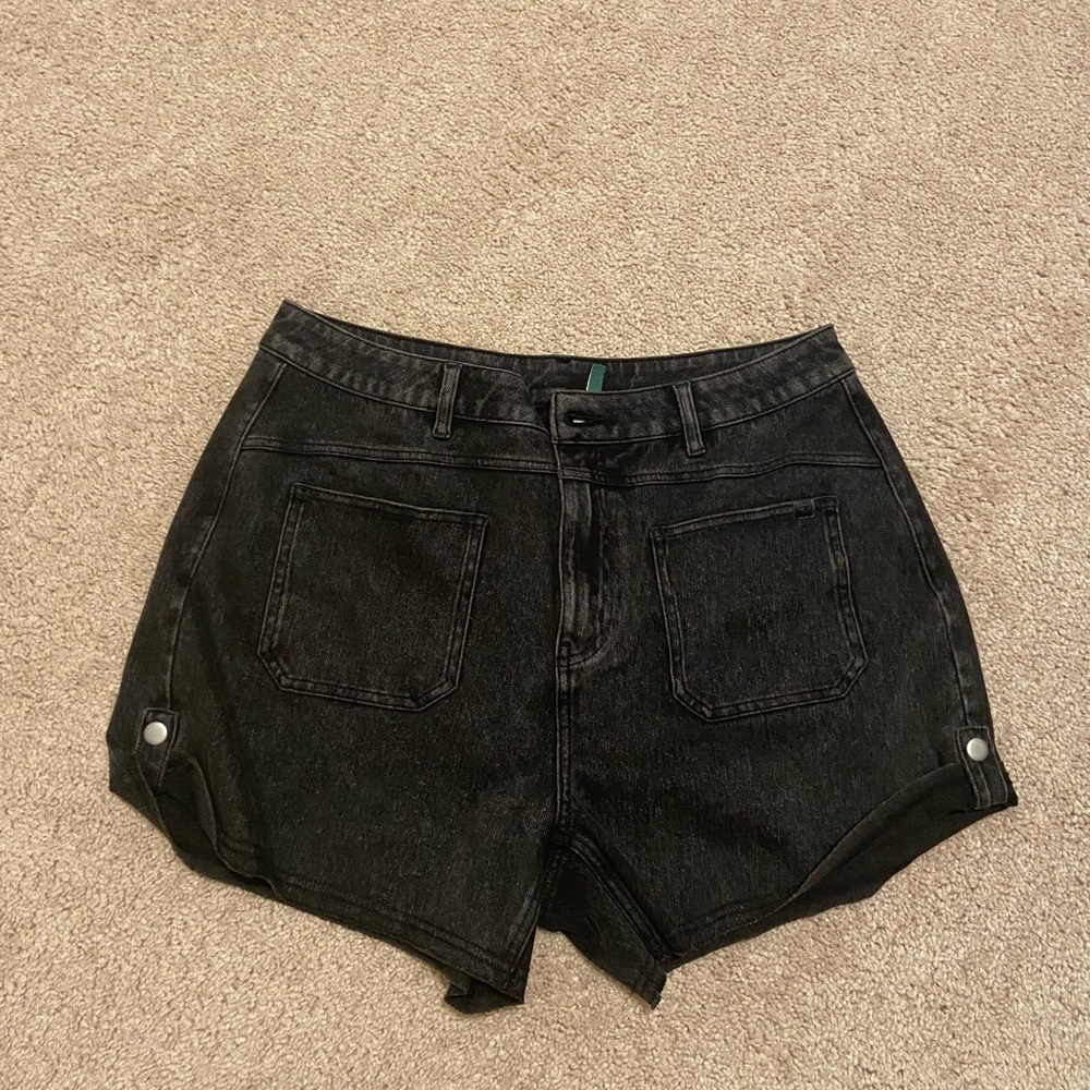 HALARA Black Jean Shorts
